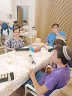 משחקי קופסא בין דוריים