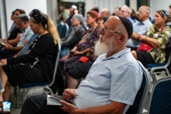 "כבר שנה" - התכנסות יישובית במלאת שנה לאירועי שמחת תורה - שביעי באוקטובר