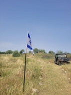 יום הזיכרון - אזכרה באנדרטה בגבעת החי"ש