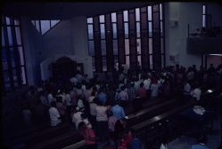 הכנסת ספרי התורה לבית הכנסת המרכזי