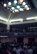 הכנסת ספרי התורה לבית הכנסת המרכזי