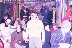 מסיבת פורים ביישוב