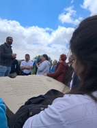 התכנסות התייחדות באנדרטה בגבעת החי"ש