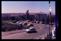 החניה בראש רחוב מעלה מיכאל